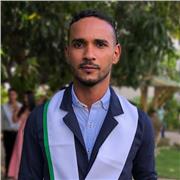 Profesor apasionado por los diseños de interior de carácter estético, sostenible y sustentable